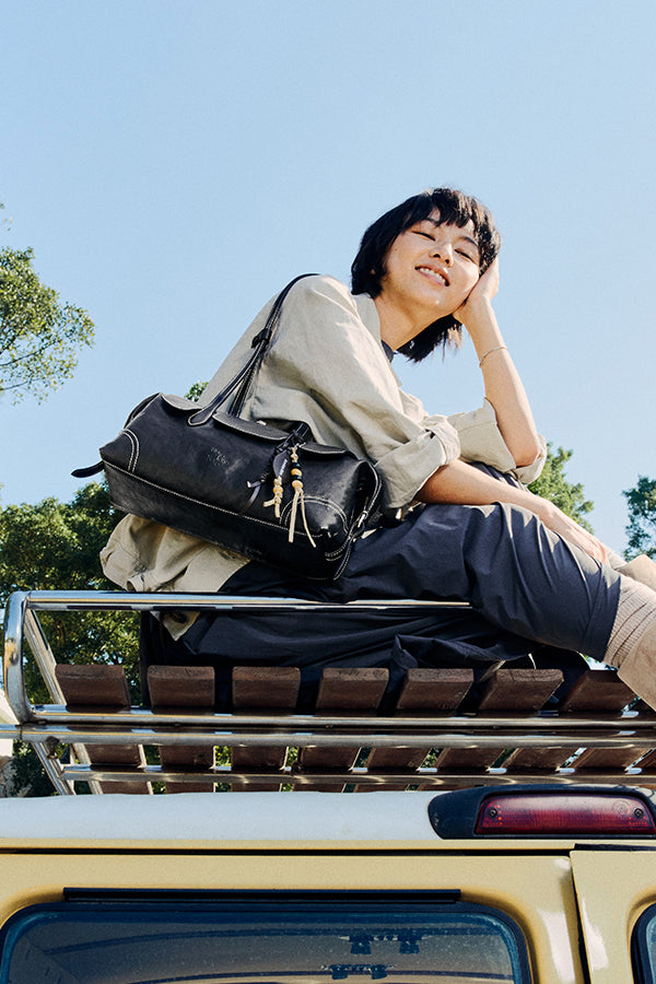 Vegetable-Tanned Cowhide Handbags