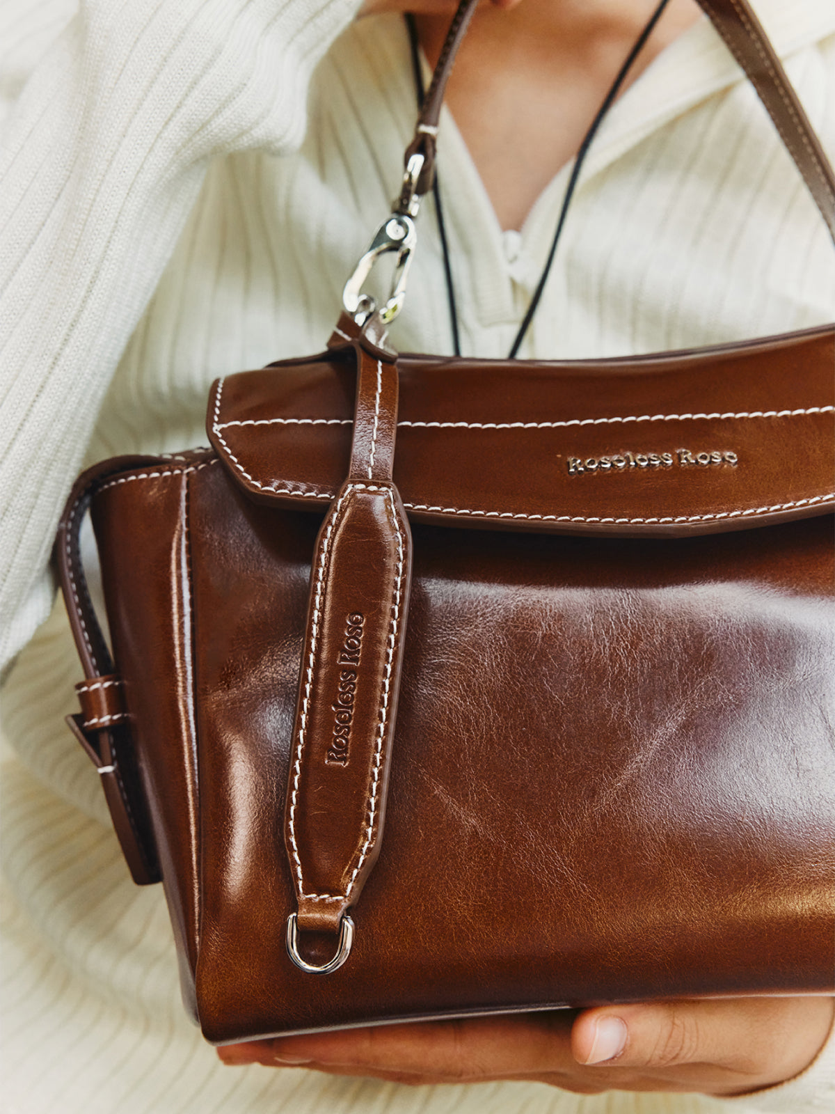 Hite bag, crossbody/shoulder style, commuter style (cowhide leather)