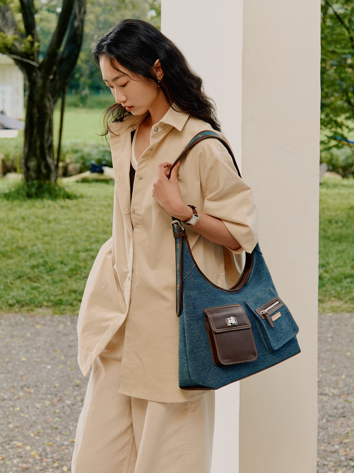 Genuine leather triangular tote hobo bag (large size)