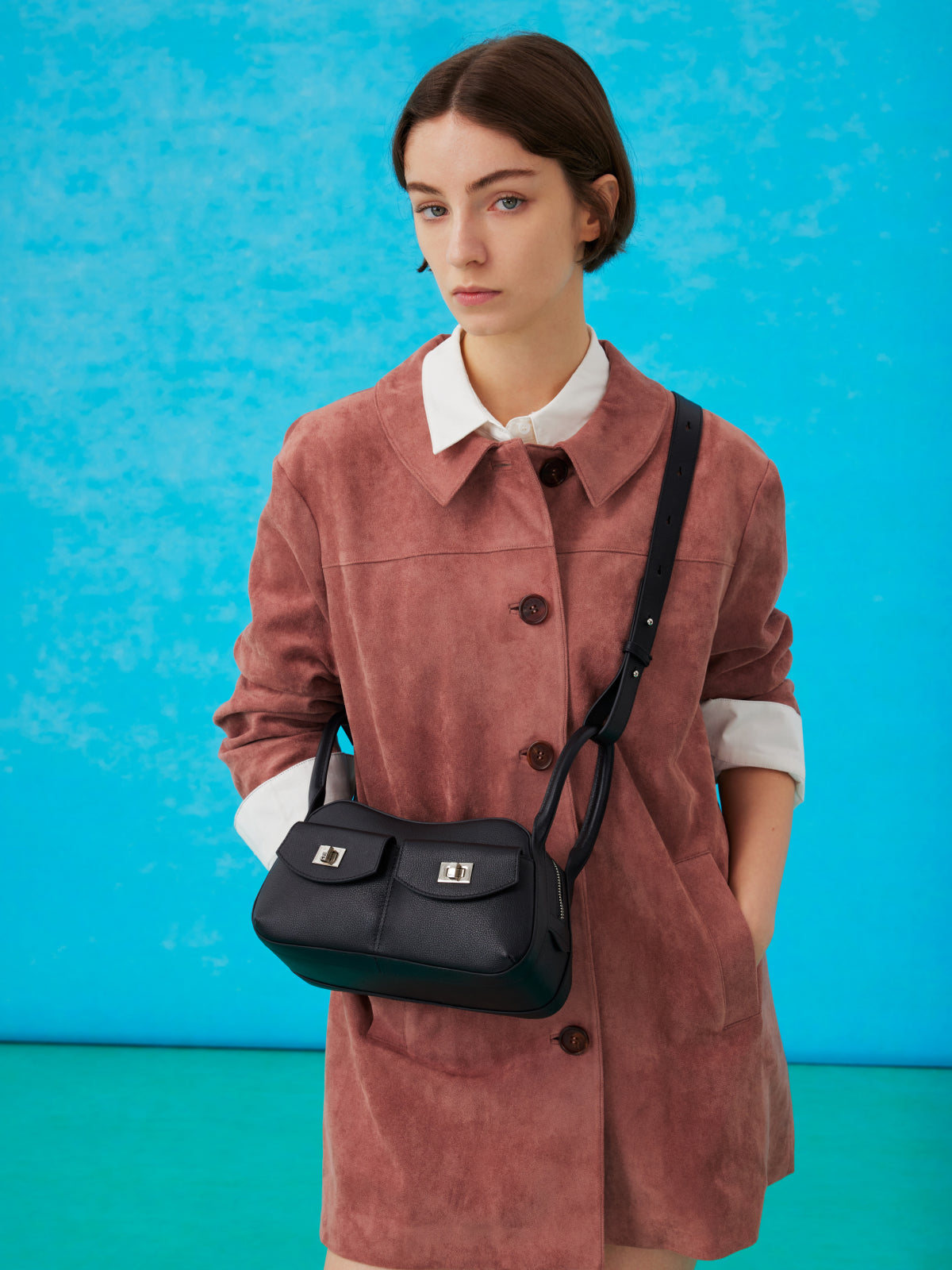 Top-grain cowhide flap bag